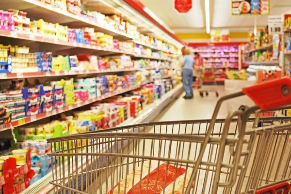 АТБ уже обмежує продаж продуктів: що відомо